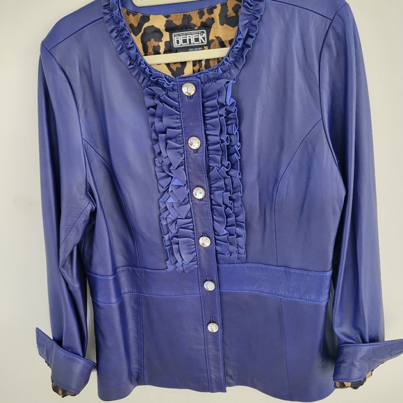 Leather jacket. - Picture 2 of 3